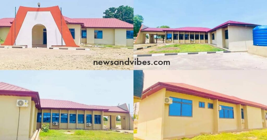 (Pictures) Bawumia renovates Mahama's chief palace; Gonjaland vows not to vote for Mahama again - NPP Communicator