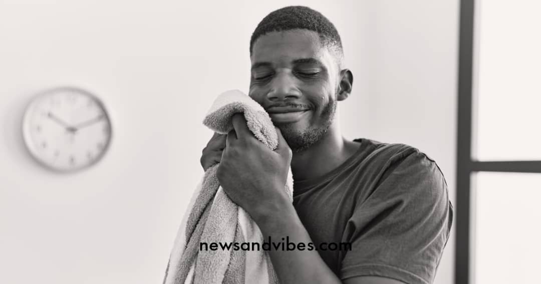 Man washes clothing of girlfriend to impress her