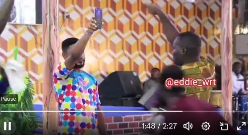 (Video) Prophet Ogyaba stuns congregants with daring miracle