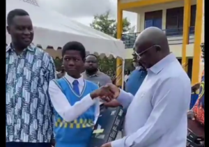 (Video) Vice President Bawumia distributes smart tablets to Opoku Ware School in Kumasi