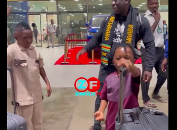 (Watch) Dabo welcomes Arsenal scout in Ghana to discover new talent(Watch) Dabo welcomes Arsenal scout in Ghana to discover new talent