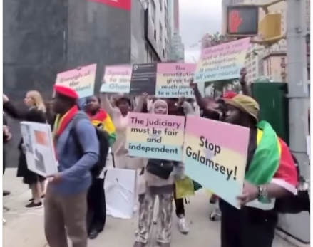 (Video) Ghanaians in New York stage protest against Akufo-Addo govt