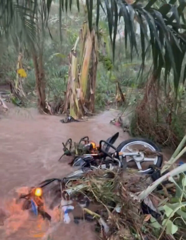 Middle-Aged Man Rescued from FlooMotorcyclist Swept Away by Floodwaters into a Gutterdwaters at Okponglo After Good Samaritans Rush to His Aid