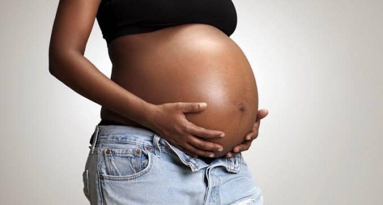 Surrogate Mother Allegedly Runs Away with Twin Babies After 19-Year Wait