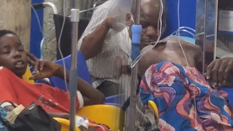 Sick Patients Forced to Sit on Plastic Chairs at Major Accra Hospital – Shocking Video Surfaces