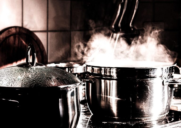 Cook Allegedly Serves Meal to School Children After Removing Dead Snake from Pot