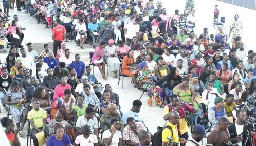 Chaos at SHS Placement Centre—Hundreds Demand Answers Over School Assignments