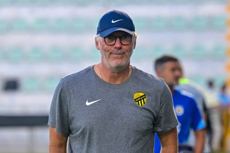 Ronaldo’s Goal Spells the End for Laurent Blanc at Al Ittihad