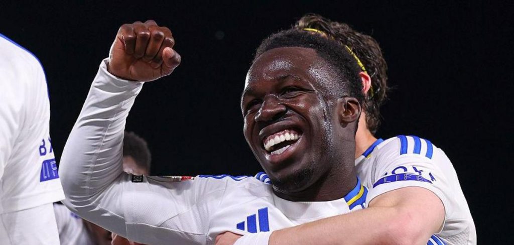 Who Will Wear Number 10? Leeds Faces Fulham with Mystery in the Middle