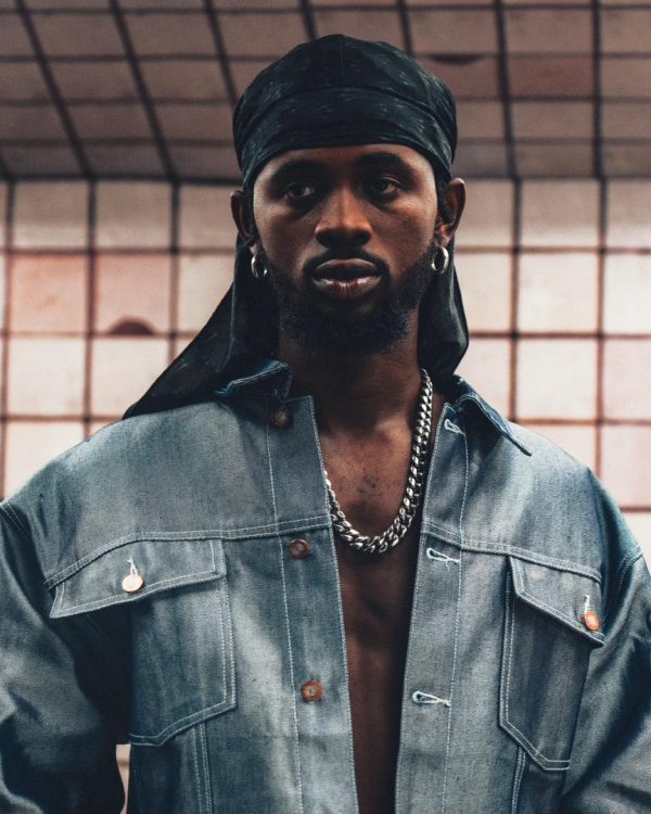 Black Sherif Booed and Pelted at Takoradi Concert After Arriving 10 Hours Late