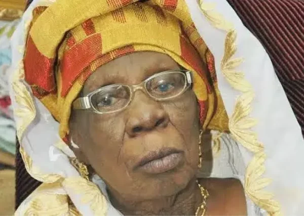 Forget the Wedding! Nigerian Tycoon Says Women Should Have Kids if Still Single at 35