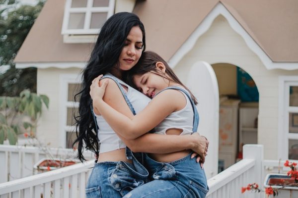 Wife shares ordeal over husband's relationship with baby mama